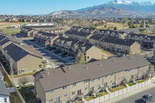 683 W Saratoga Chase Dr, Saratoga Springs, UT 84045 - Photo 34