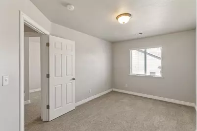 683 W Saratoga Chase Dr, Saratoga Springs, UT 84045 - Photo 16