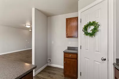 683 W Saratoga Chase Dr, Saratoga Springs, UT 84045 - Photo 6