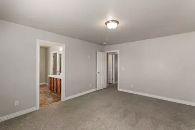 683 W Saratoga Chase Dr, Saratoga Springs, UT 84045 - Photo 10