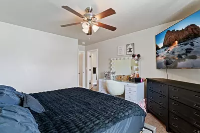 1809 E Whitetail Dr, Layton, UT 84040 - Photo 14