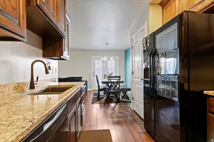 1809 E Whitetail Dr, Layton, UT 84040 - Photo 10