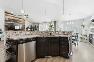 236 E Briarwood Ln, Stansbury Park, UT 84074 - Photo 10