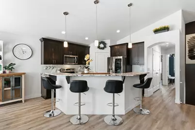 236 E Briarwood Ln, Stansbury Park, UT 84074 - Photo 8