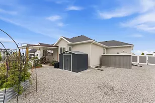 236 E Briarwood Ln, Stansbury Park, UT 84074 - Photo 38