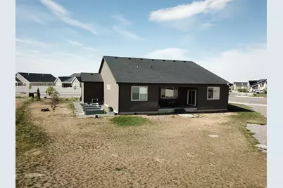 635 S Chan Dr E, Grantsville, UT 84029 - Photo 32