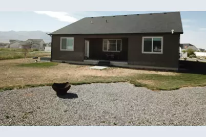 635 S Chan Dr E, Grantsville, UT 84029 - Photo 38