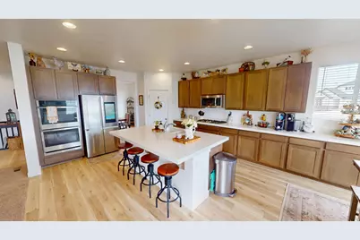 635 S Chan Dr E, Grantsville, UT 84029 - Photo 2