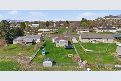 240 W 300 S, Smithfield, UT 84335 - Photo 16