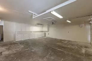 8547 S Coachman Way W, West Jordan, UT 84088 - Photo 16