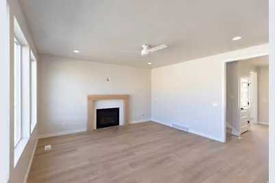 7181 N Smart Ln #C1, Eagle Mountain, UT 84005 - Photo 6