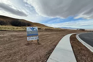 599 S Oakridge Dr E, Tooele, UT 84074 - Photo 8