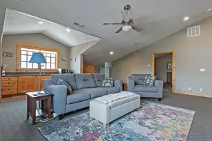 606 E Holly Haven Circle, Murray, UT 84107 - Photo 32