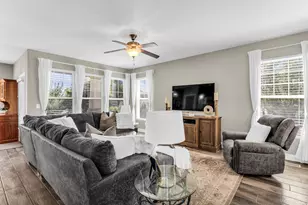 10223 S Split Rock Dr, South Jordan, UT 84009 - Photo 4