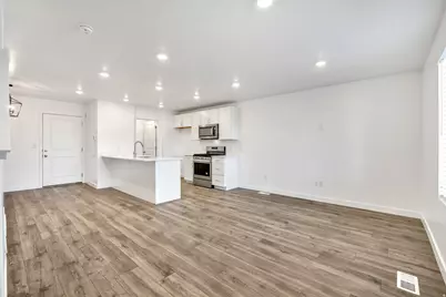 880 N Herman Dr, Lehi, UT 84048 - Photo 4