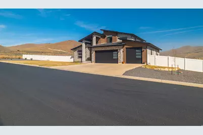 1369 E Haviture Way, Eagle Mountain, UT 84005 - Photo 2