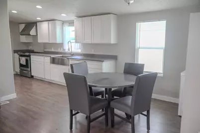 8522 S Solar Way E #8522, Sandy, UT 84070 - Photo 2