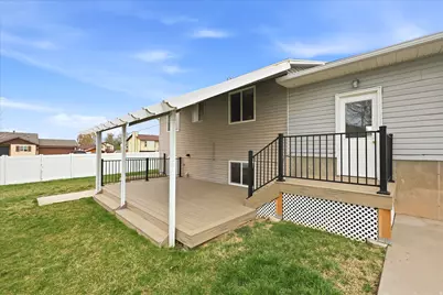 4427 S 2850 W, Roy, UT 84067 - Photo 16