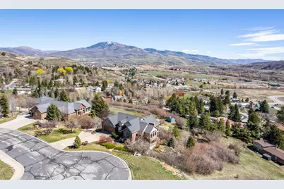 5928 N River View Cir E, Mountain Green, UT 84050 - Photo 72