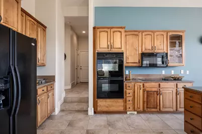 5928 N River View Cir E, Mountain Green, UT 84050 - Photo 12