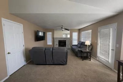 11753 S Lampton Dr W, Riverton, UT 84065 - Photo 4