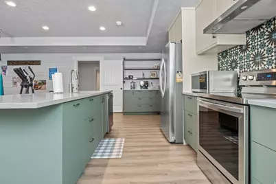 3443 W Harvestwood Ln, Riverton, UT 84065 - Photo 30