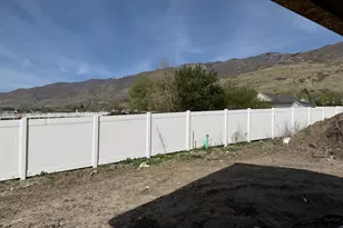 286 W Summerhill Ln, Centerville, UT 84014 - Photo 22