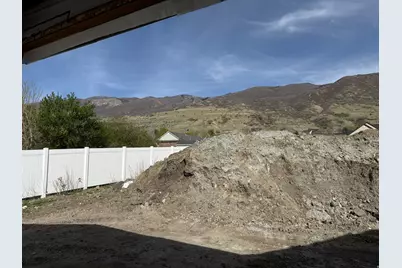 286 W Summerhill Ln, Centerville, UT 84014 - Photo 22