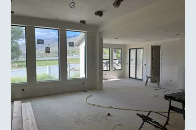 286 W Summerhill Ln, Centerville, UT 84014 - Photo 30