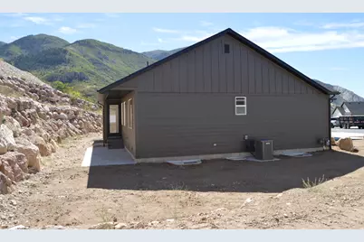 3038 N Mountain Rd #215, North Ogden, UT 84414 - Photo 10