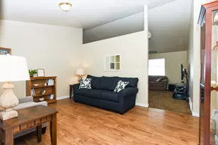 69 N Meadowlark Cir W, Grantsville, UT 84029 - Photo 12