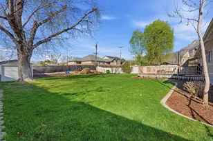 1691 E Fieldcrest Ln, Holladay, UT 84117 - Photo 26