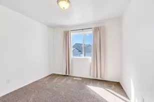 182 E Aparicio Dr N, Tooele, UT 84074 - Photo 22