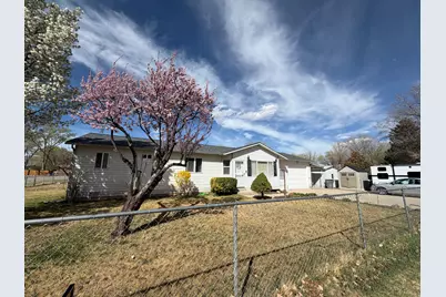 185 W 300 St S, Duchesne, UT 84021 - Photo 2