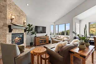 364 E 1690 N, Midway, UT 84049 - Photo 4