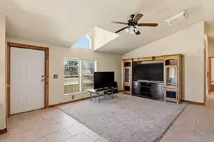 4384 N Driftwood Ln, Enoch, UT 84721 - Photo 6