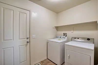 303 Heber Ln, Grantsville, UT 84029 - Photo 18