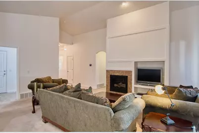 303 Heber Ln, Grantsville, UT 84029 - Photo 8