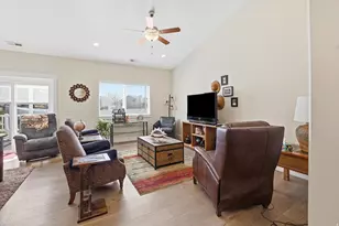 2877 W 4200 S, Roy, UT 84067 - Photo 4