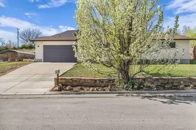 9880 S Florence Way, South Jordan, UT 84095 - Photo 2