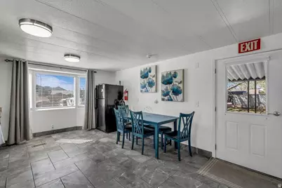 326 W 30 N, La Verkin, UT 84745 - Photo 2