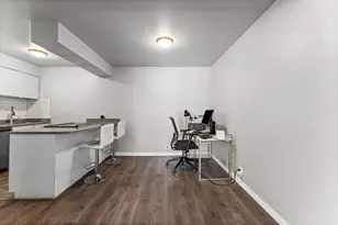 2220 E Murray Holladay Rd, Salt Lake City, UT 84117 - Photo 8