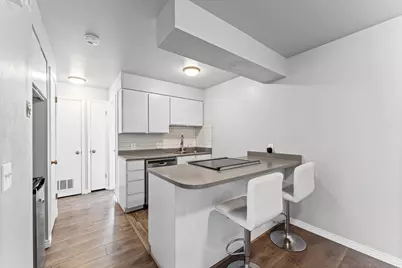 2220 E Murray Holladay Rd #407, Salt Lake City, UT 84117 - Photo 10