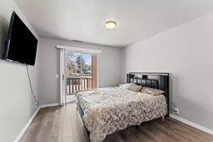 2220 E Murray Holladay Rd, Salt Lake City, UT 84117 - Photo 14