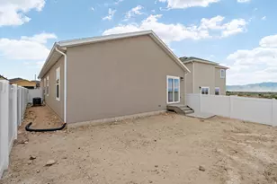 1078 Vegas St W, Grantsville, UT 84029 - Photo 6