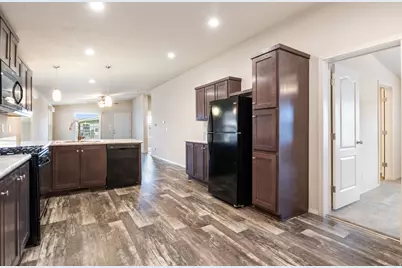 6413 740 W, Murray, UT 84123 - Photo 10