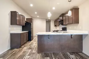 6413 740 W, Murray, UT 84123 - Photo 2