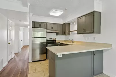 423 W 500 N #9, Provo, UT 84601 - Photo 2