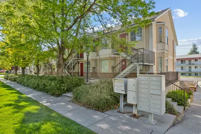 423 W 500 N #9, Provo, UT 84601 - Photo 16