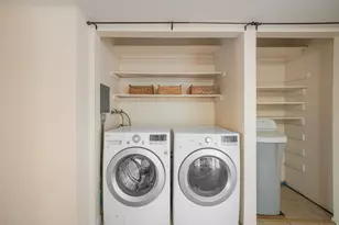 5191 S Gravenstein Pk, Murray, UT 84123 - Photo 8